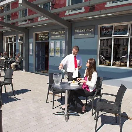 Mcsweeney Arms ホテル 3*